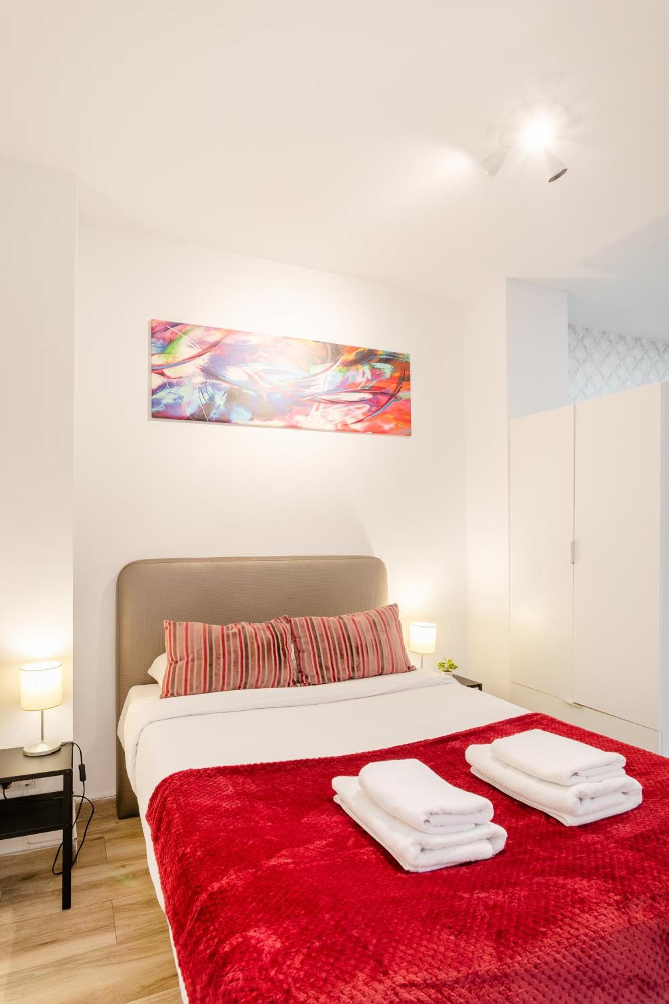 Apartamentos San Leandro, Centro 阿利坎特 外观 照片